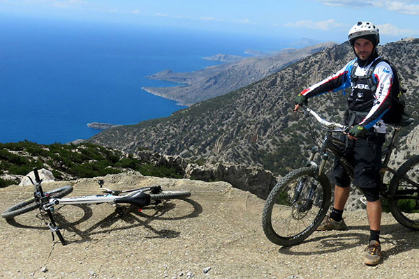 Hiking & Biking