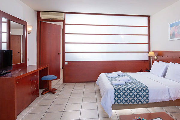 Economy Family Room with Land View (4 persons)