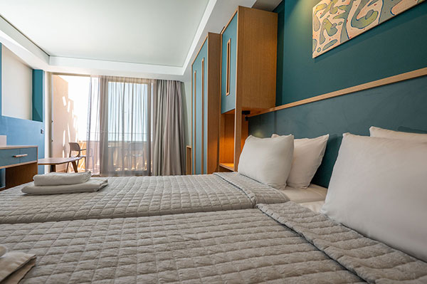 Superior-Verbindungszimmer mit Landblick
