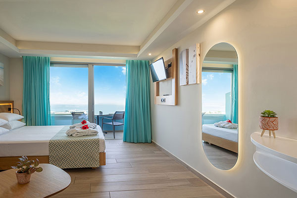 Superior Room with Sea View on High Floor